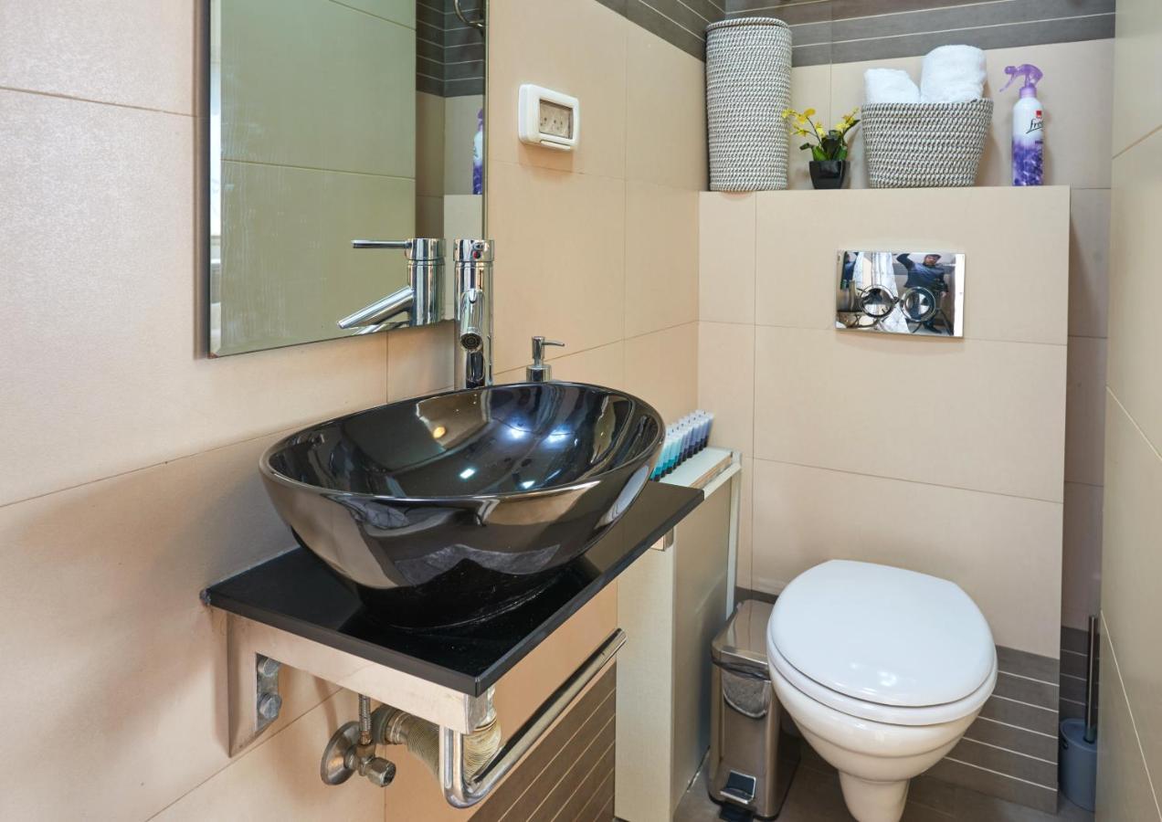 A Designed Apartment In The Best Location! Gerusalemme Esterno foto